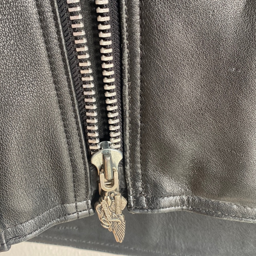 Harley Davidson Leather Jacket - Picture 7 of 7